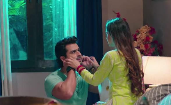 Ajooni: Rajveer and Ajooni approach with comfort feeling and Rajveer's sorry